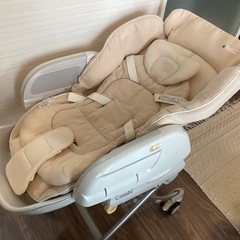 ハイローチェア　コンビの画像