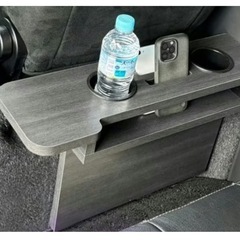 ハイエース、セカンドテーブルの画像