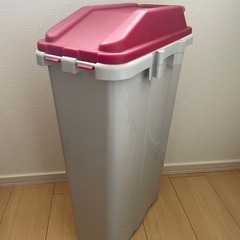 IKEA ゴミ箱(2個)の画像