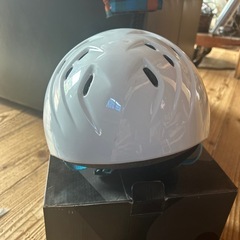 ジュニア　ヘルメット　スキースノーボードの画像