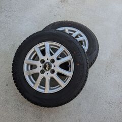 スタッドレス　タイヤ　145/80 13インチ　ホイール付き　の画像