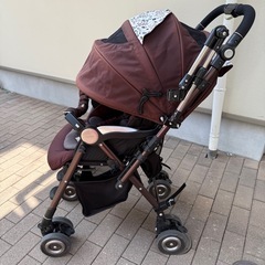 中古アップリカ☆ソラリアベビーカー☆ブラウンの画像