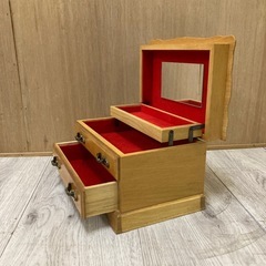ミラー付き　小引き出し　ジュエリーボックスの画像