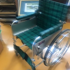 車椅子　介護用品の画像