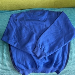 子供NIKEトレーナーの画像