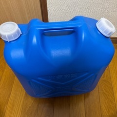 電動給油ポンプ　18リットル灯油缶の画像