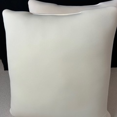 ニトリ　フロアクッション　2個の画像