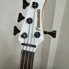 フェルナンデス　エレキベースの画像