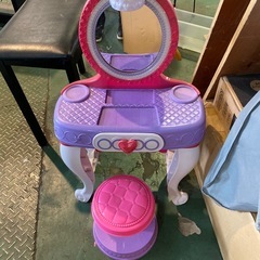 おもちゃ　ドレッサーの画像