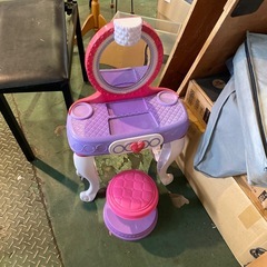 おもちゃ　ドレッサーの画像