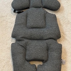 【メラビー】 ベビーカーシートの画像