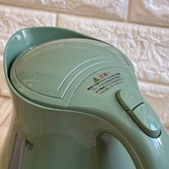 【美品】電気ケトル　 1.2L カーキ  FUJI LIFEの画像