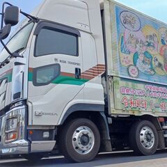 土日祝日休み　ダンボール製品配送4ｔドライバー募集（正社員）の画像