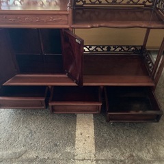 重厚感ある
収納家具？の画像