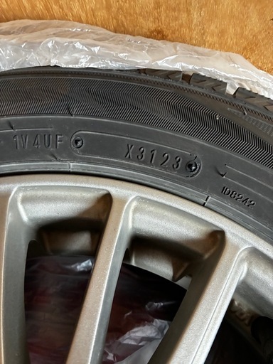 お取引中　冬タイヤ　スタッドレスタイヤ　WINTER MAXX 155／65R13 軽自動車用