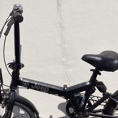 🚲店頭在庫50台🚲折り畳み自転車🚲20インチ🚲J e e p🚲ギア付き🚲サス付き🚲 GT81200843🚲No302の画像