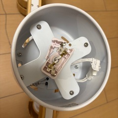 10/3まで！ウッド調スポットライト　LED電球セットですぐ使えますの画像