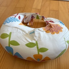 ベビハグ　へたりにくい授乳クッションの画像