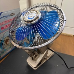 ★昭和レトロ★首振りカーファン6　12V★扇風機★クリップ式★の画像