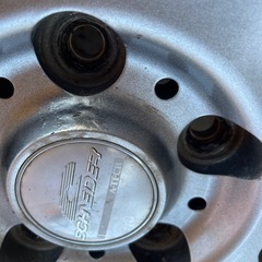 ヴォクシー70に履いていたスタットレスタイヤアルミホイルの画像