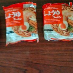 食品　4点　インスタント食品の画像