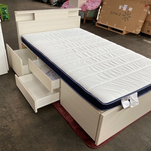 ニトリ　セミダブルベッド