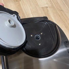 炊飯器の画像