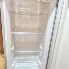 ナショナル冷凍庫　NR-FZ11FD　110Lの画像