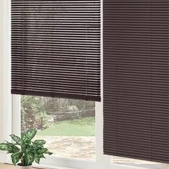 ブラインドカーテン　ブラウンの画像
