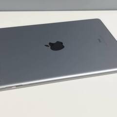 【Wi-Fi+Cellular】iPad 第6世代/A1954/32GB〈MR6N2J/A〉の画像
