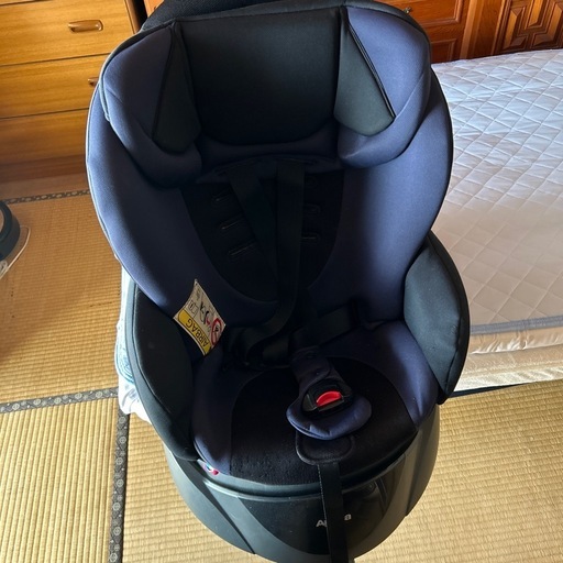 【お話し中】aprica チャイルドシート　ディアターンプラス