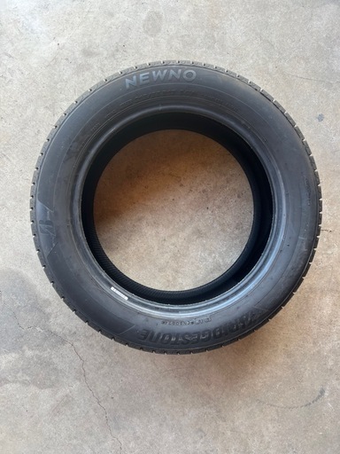 中古夏用タイヤ215/55R17 94V 組み換え無料2024年製