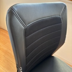 オフィスチェアの画像