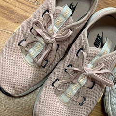 ナイキ スニーカー2足セットの画像