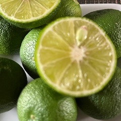 ☆すだち 兵庫県産　1キロ　500円　
無農薬②の画像
