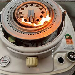 【CORONA】 コロナ 石油ストーブ SL-221 ホワイト 家電 自然通気形開放式 暖房器具 だるまストーブ 季節家具 A0524の画像