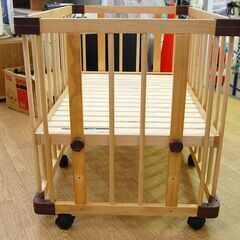 ミニ ベビーベッド 幅64cm 奥行94cm ファルスカ ミニジョイントベッドNEO キャスター付き 木製 コンパクト 簡単組立 札幌市 清田区 平岡の画像