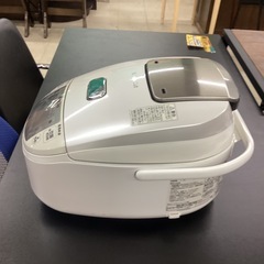 HITACHI 炊飯器 RZ-NX100J 2015年製の画像