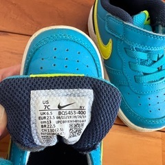 ［中古品］NIKEスニーカー　キッズ　13cm
の画像