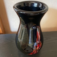 9月限定　黒の花瓶の画像