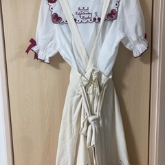 Amavel ブラウス スカートの画像