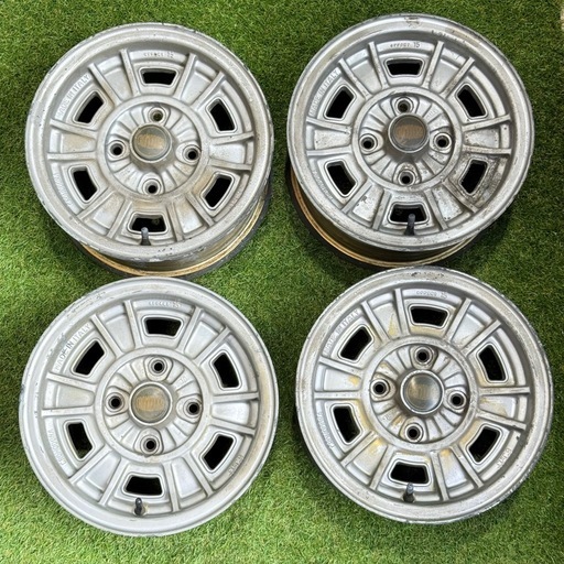 【決まりました】イタリア製　クロモドラ　13in 6J 114.3-4H is15