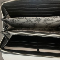 VivienneWestwood 長財布の画像