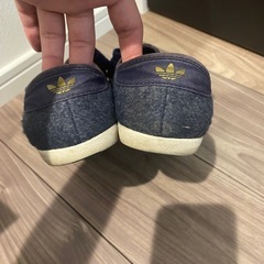 24cm アディダス　リレースローの画像