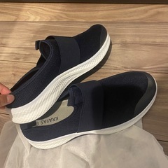 新品28cm ネイビーサンダルの画像