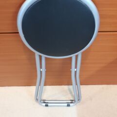 折り畳みイス(山善)の画像