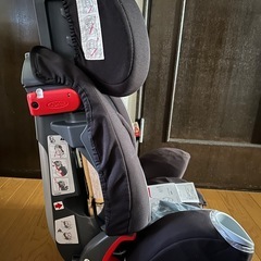 アップリカ　チャイルドシート　1歳からの画像