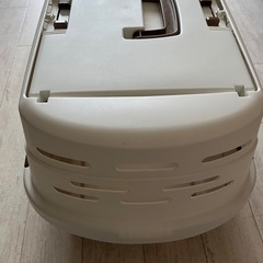 ペットキャリーの画像
