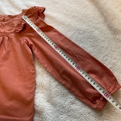 【お渡し決定済み】 H&M 子供用カットソー 長袖 120センチの画像