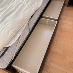 ダブルベッド　フレームのみの画像